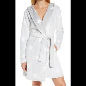 *brand new UGG robe!! Size medium